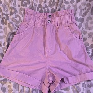 H&M pink paper bag high waist shorts 🦋